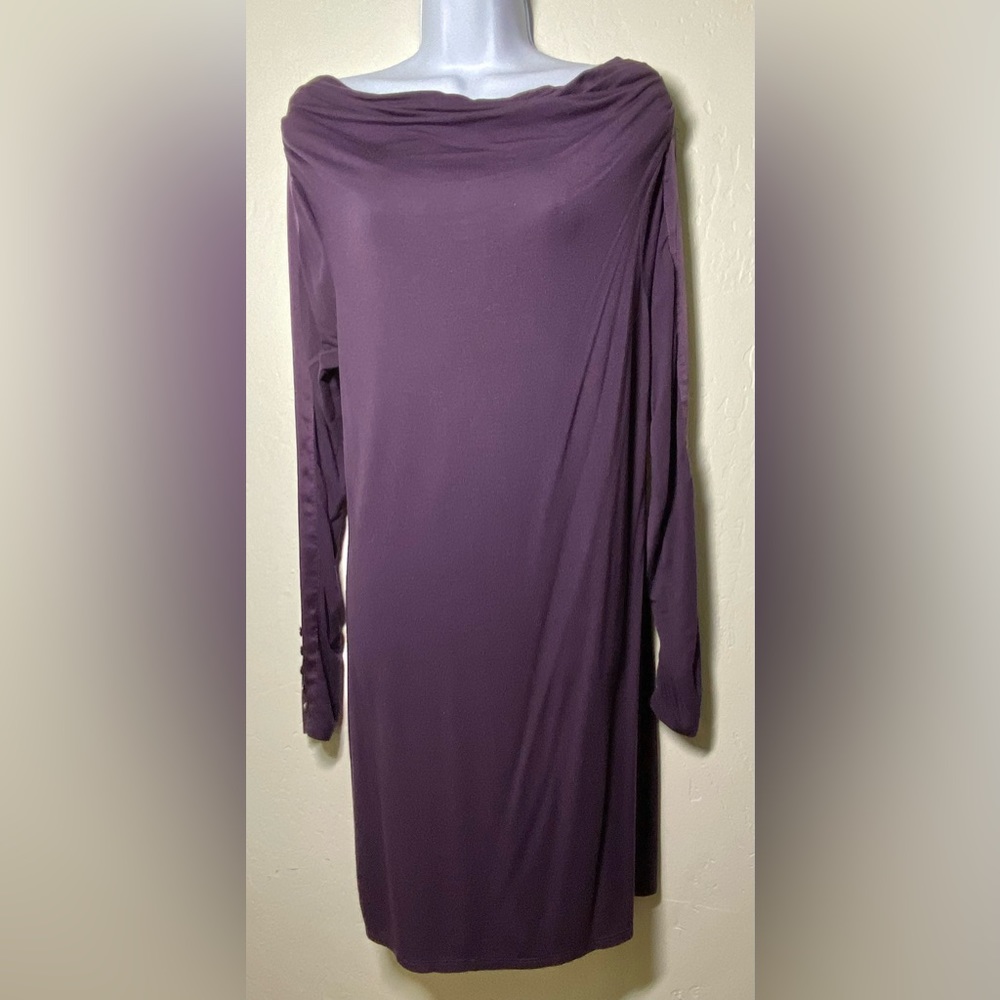 Knee length purple comfy dress 💜